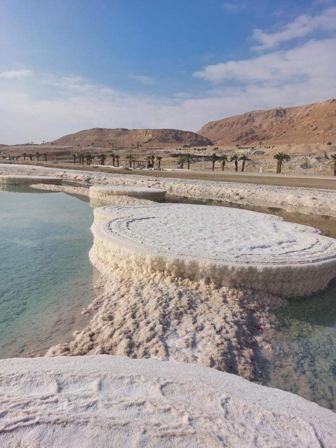 המקום של כרמית Neve Zohar Kültér fotó